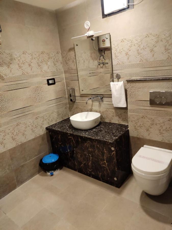 Hotel Vinayak 勒克瑙 外观 照片