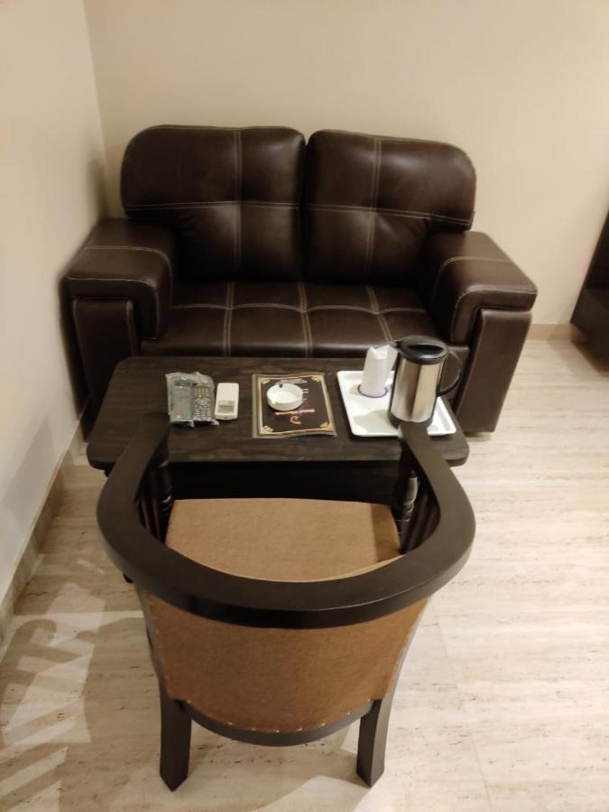 Hotel Vinayak 勒克瑙 外观 照片