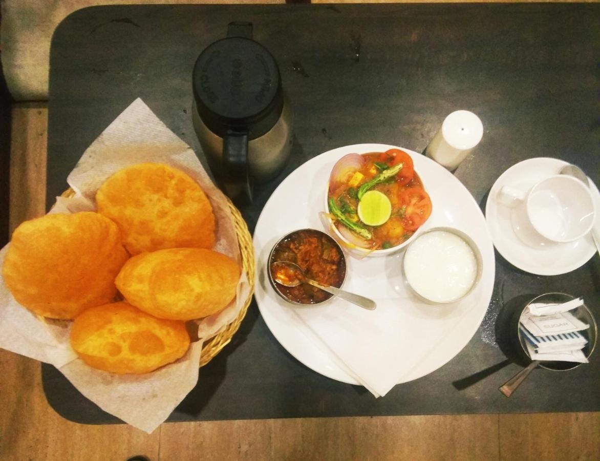 Hotel Vinayak 勒克瑙 外观 照片
