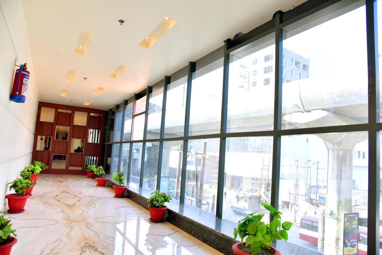 Hotel Vinayak 勒克瑙 外观 照片