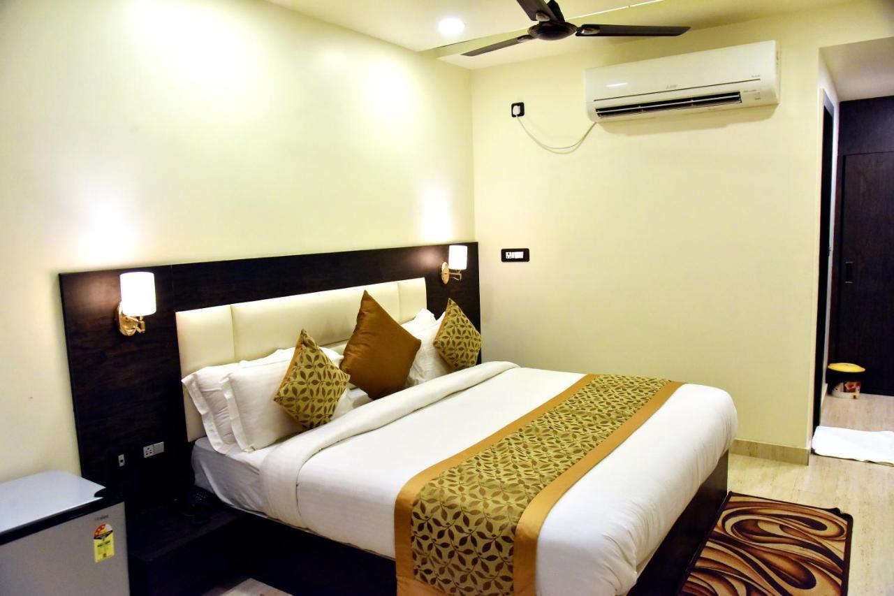 Hotel Vinayak 勒克瑙 外观 照片