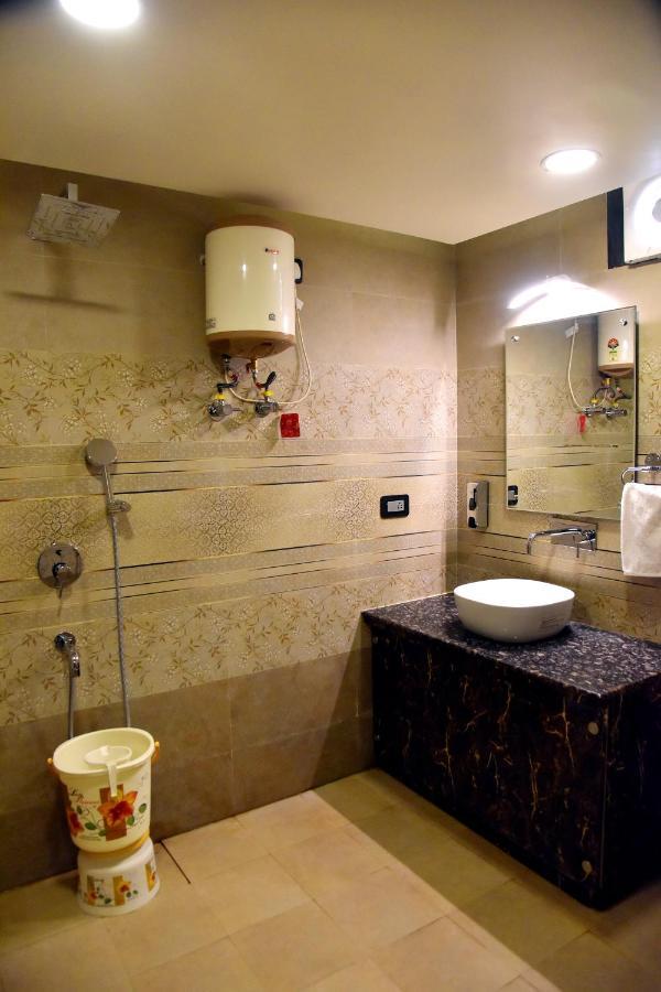 Hotel Vinayak 勒克瑙 外观 照片