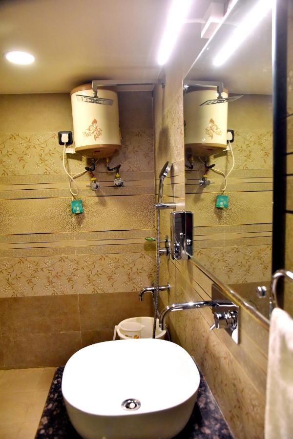 Hotel Vinayak 勒克瑙 外观 照片